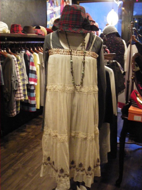 大量入荷です・・・。