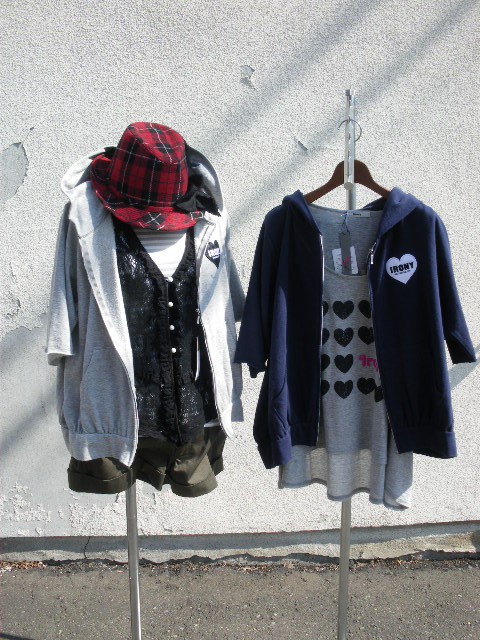 これからの時期にピッタリなパーカー(＾＾)