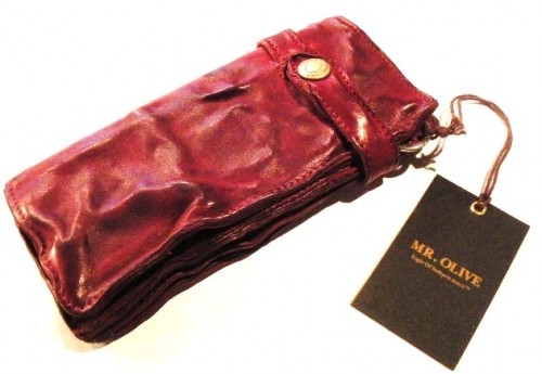 本当に人気！！！MR.OLIVEの財布残り１です！！