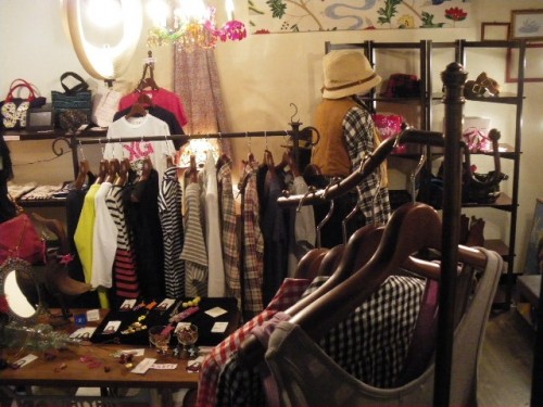 秋物がいっぱいで楽しくなってきました(^^)！！！！