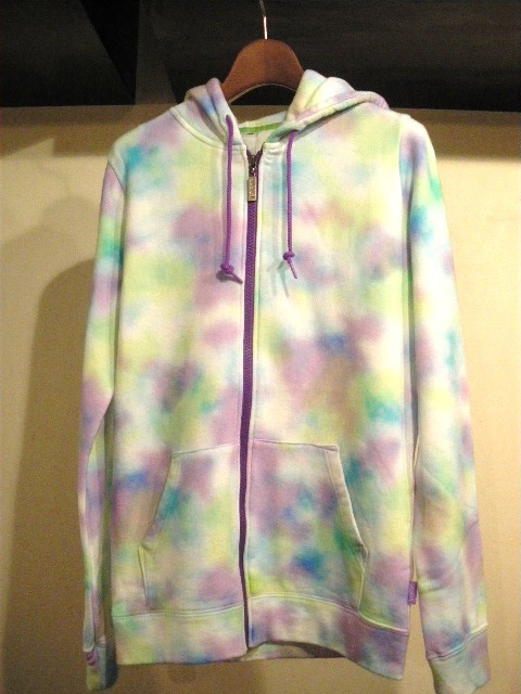 派手派手タイダイ柄入荷♪♪