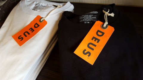 本日はメンズをご紹介!!夏ものがほぼ入荷完了かも!?