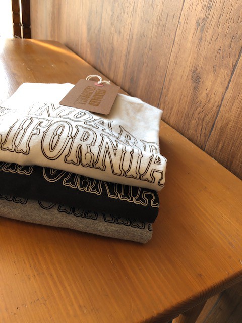 おすすめのシンプルなデザインのTシャツ!!