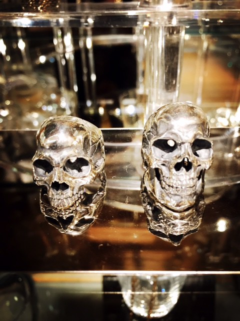 Large Skull Ring。