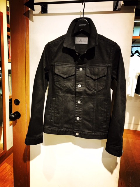 BLACK STRETCH DENIM BLOUSON。