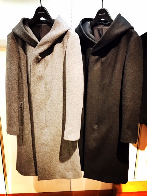 『SHELLAC』 ZIP-UP HOODED COAT