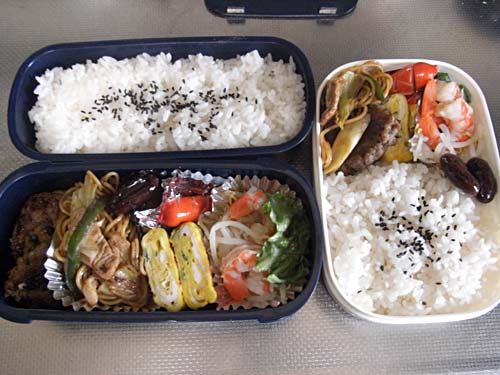 豚挽き肉のつくね弁当