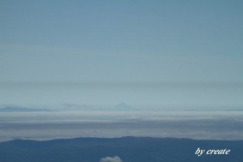 頂上から見えた利尻富士やニペソツ山、トムラウシ山