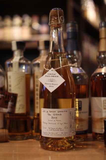 こんなのあります「ポールジロー　スパークリンググレープジュース」