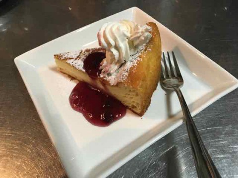 「ベイクドチーズケーキ」です。