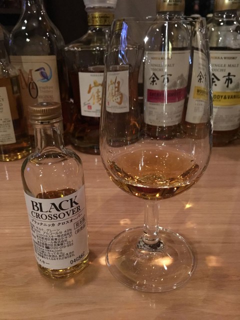 来週発売の「ブラックニッカ　CROSSOVER」飲んでみました。