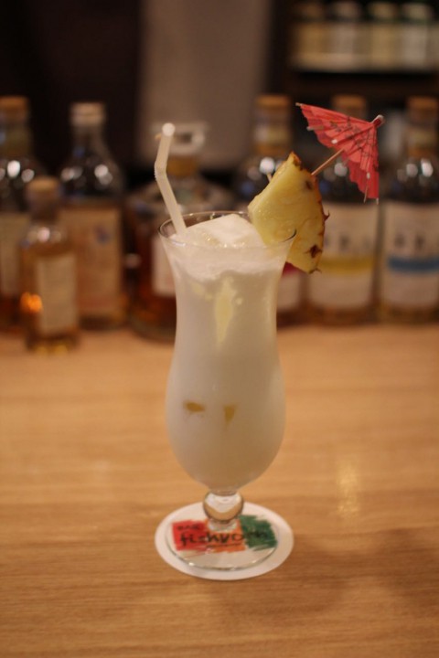 西表島産のフレッシュパインのピニャーコラーダあります。