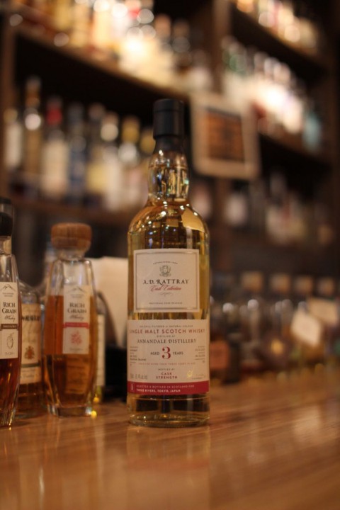 こんなのあります「アナンデール 3年 デュワーラトレー/スリーリバーズ」