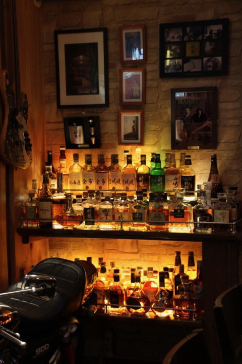 本当に美味しいウイスキーをストレートで楽しんでいただきたい。