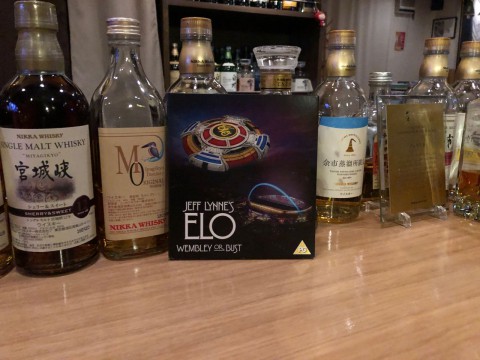 こんなのあります「JEFF LYNNE'S ELO WEMBLEY or BUST」