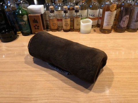 女性のお客様に今年も膝掛けを用意させていただきました。