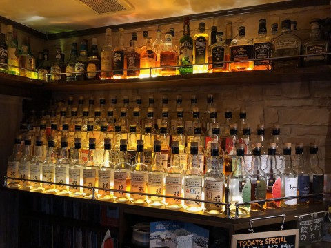 イチローズモルトのコーナーのLEDライトを変えてみました。