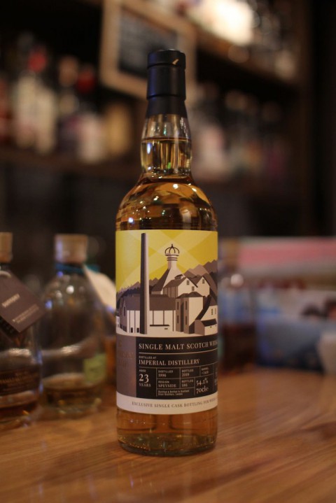 新入荷です「インペリアル 1996 23年 バーボンバレル ウイスキートレイル」