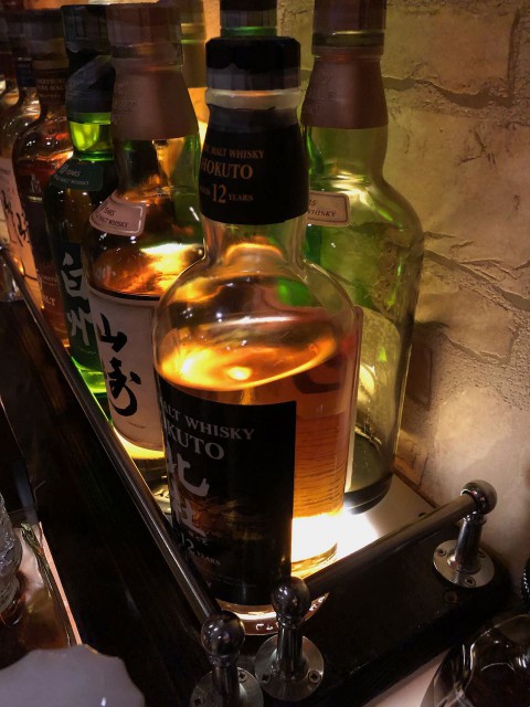 帯広の「バー」でクラスターとの報道がありましたが・・・。