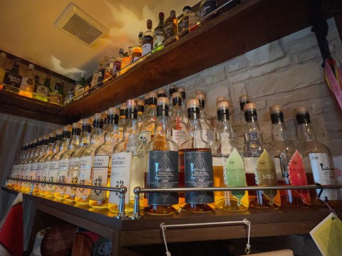 本日はご予約をいただいておりますが、お席に余裕がございます。