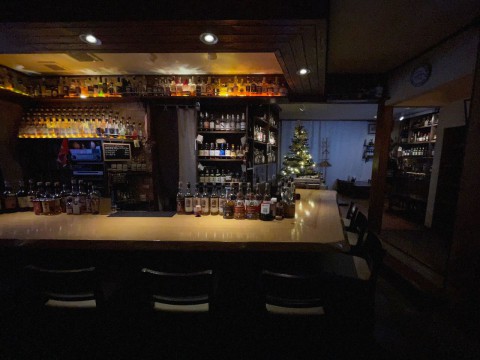 年末らしく、週末はお席の余裕が無くなってきました。