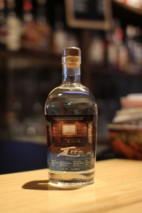 入荷です「BAR一慶14周年記念オリジナル積丹GIN」