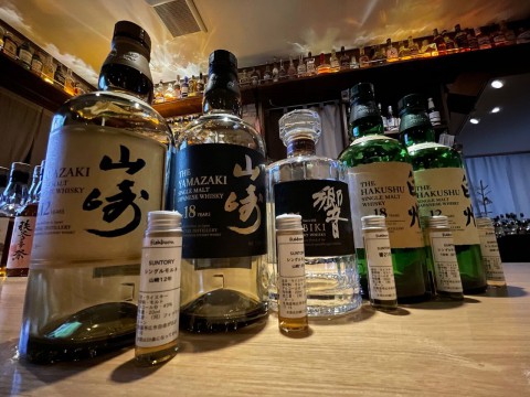 本日よりウイスキーのテイクアウト開始いたします。