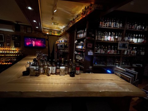 本日と明日はご予約をいただきましたので営業いたします。