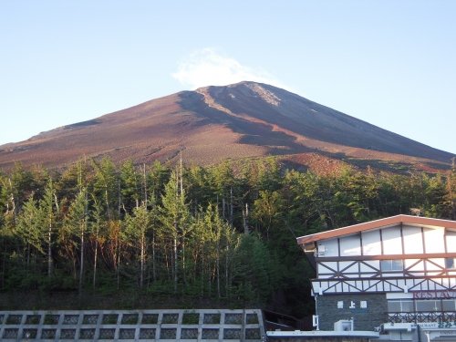 富士吉田登山道で頂上に行ってきました(ノ^∇^)ノヤッホー