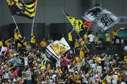 がんばれファイターズ　札幌ドームに「六甲おろし」