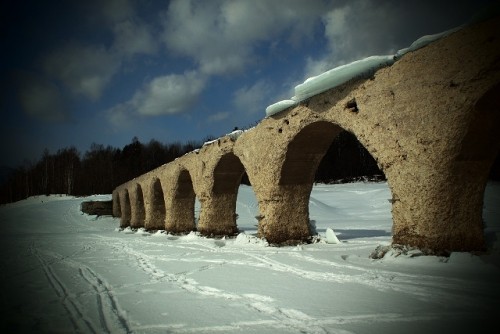 ぬかびら湖　タウシュベツ橋梁