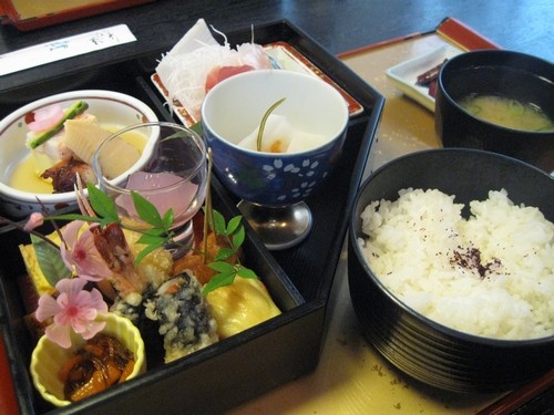 日本料理 もみじ乃