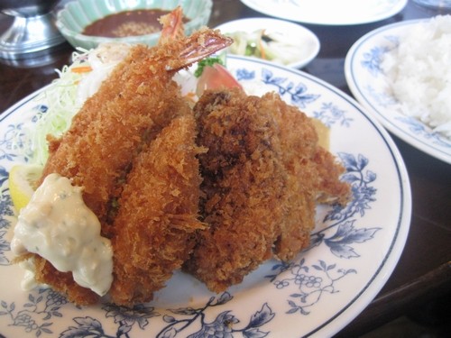 ミックスフライ定食(レストランまなべ)