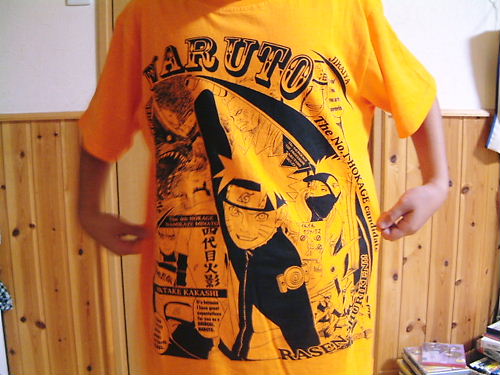 NARUTO Tシャツ　ゲット！小躍りする次男坊＾＾♪