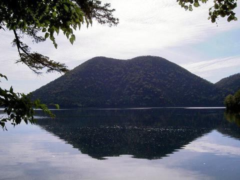 然別湖の唇山