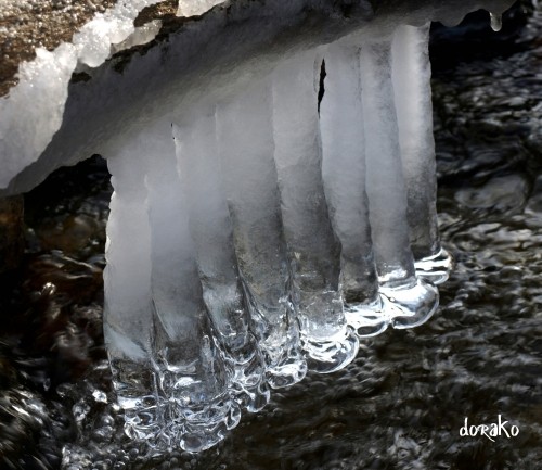 自然の造形は糠平の氷