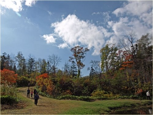賑わっていた福原山荘 紅葉はいまいちだった山