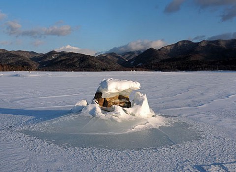 糠平湖・冬の造形