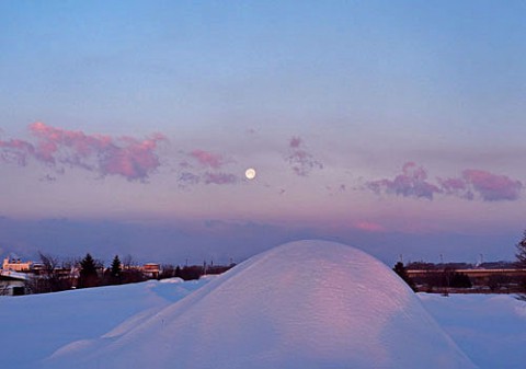 強風でも飛ばない雪