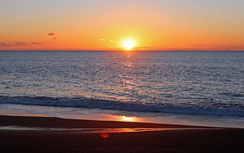 尺別の海での日の出