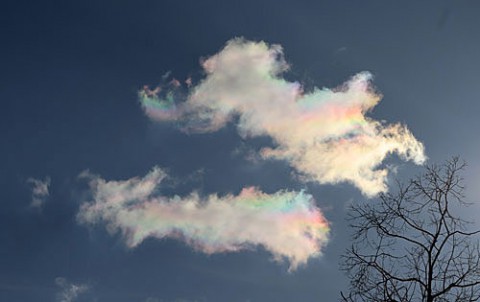 元旦の彩雲