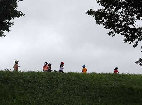 十勝川堤防遊歩道を散歩