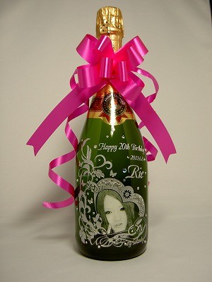 オリジナルオーダーシャンパンボトル♪