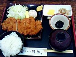 上ロースカツ定食 ご飯味噌汁お代わり無料！