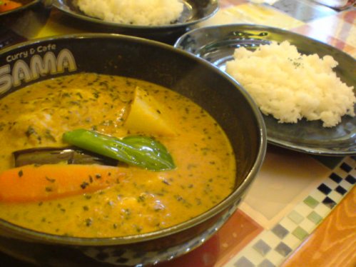 ついにランチタイム スープカレーSAMAへ!!