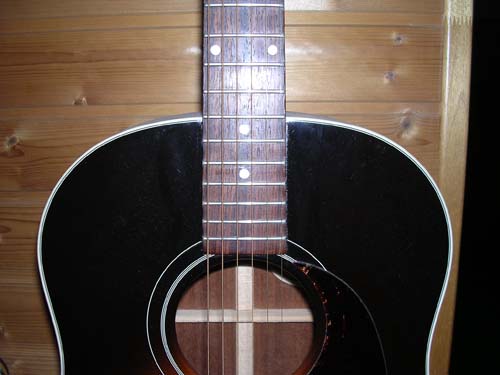 Gibson　J-45 ②