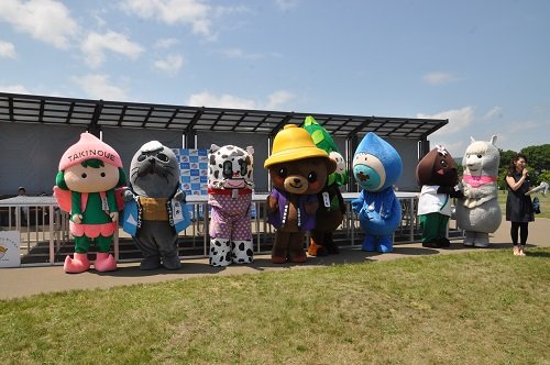 ７月２０日　紋別市　オホーツク流氷公園　ご当地キャラ記念撮影タイム