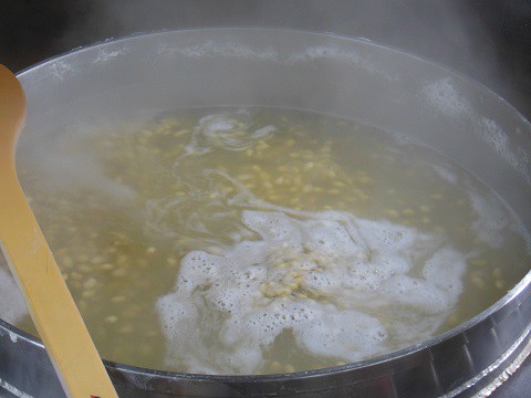 2月18日　滝上町　ずんだクラブが“味噌づくり”にチャレンジしました。