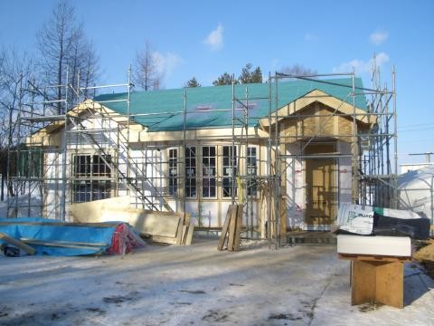 コンパクトハウスは冬もどんどん建築しています