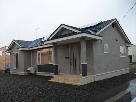 3.72kWの太陽光発電を搭載したコンパクトハウスの完成住宅公開